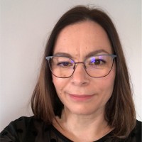 Iva Radaš Email