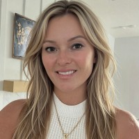 Elizabeth Jankovich Email & Phone Number