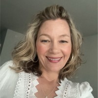 Crystal Gonzalez Email & Phone Number
