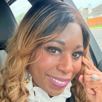 Daschelle W. Email