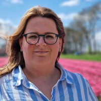 Meike Bouwhuis Email