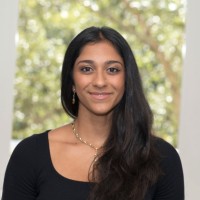 Anisha Menashi Email