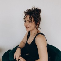 Anna Malysheva Email