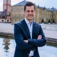 Lars Löffler Email