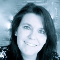 Anouk Degand Email