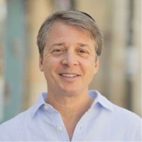 A Startup Field Guide in the Age of Robots and AI Employee Oliver Mitchell's profile photo