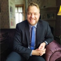 Email e telefono di Dylan Hughes