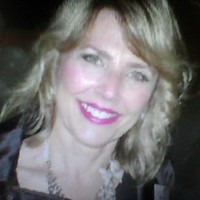 Nordstrom Employee Maureen Schultz's profile photo