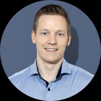 Kristoffer Halskov Email
