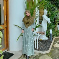 Rizka Lestari Email