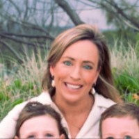 Julia MacDonald Email