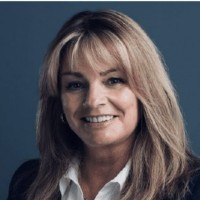 Lesley Logan Email