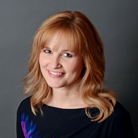 Amy Praeuner Email & Phone Number