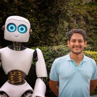 STEMos cerca Employee Daniel Caceres Apolaya's profile photo