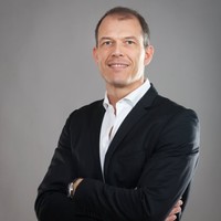 Alexander Zuber Email
