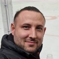 UPTO - the car-subscription, that fits. Employee Julien Cuany's profile photo