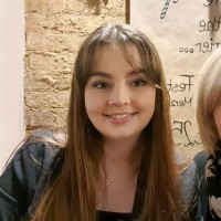 Laura Pilkington Email