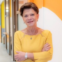 Interfarma Employee Elizabeth Carvalhaes's profile photo