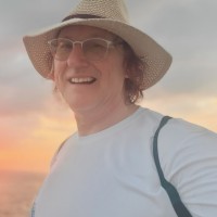 Daniel Bretzke Email & Phone Number