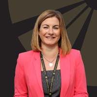 Suzanne Dickinson Email