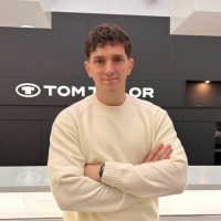 Maximilian Zippel Email & Phone Number