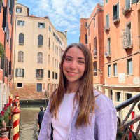 KLM Planning Partners Inc. Employee Courtney Fish's profile photo