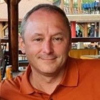 Stackright Ltd Employee Simon Knapper's profile photo