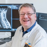 Thomas Brüll Email