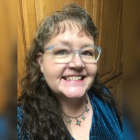 Raylene Wall