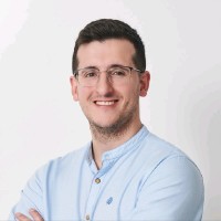 Manuel Serna García Email