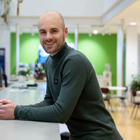 Bas van der Laan Email