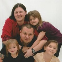 Excellence Auto Direct Employee April Compton's profile photo