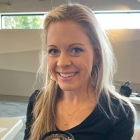 Hacking HR Employee Samantha Spitale's profile photo