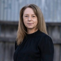 Lara Perryman Email & Phone Number