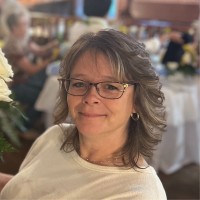 Christine Kretser Email