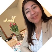 Bloomaker USA Inc. Employee Laura Elias's profile photo