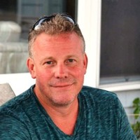 Conformis Employee Robert Wright's profile photo