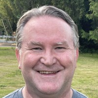 Amos Smith Email & Phone Number