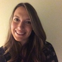 E-mail e número de telefone de Alyson Hinds