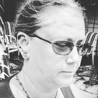 Lynn Dennstaedt Email & Phone Number