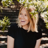 Steph Wells Email & Phone Number