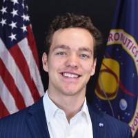 Nicolas Makovnik Email