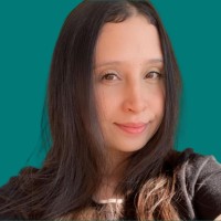 Isabela Oliveira Email