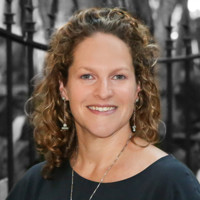 E-mail e número de telefone de Sari Nossbaum