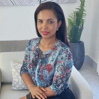 Yesenia de la Cruz Hiraldo Email