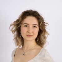 blond Employee Defne Sagol's profile photo
