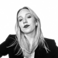CHANEL Employee Lo Moore's profile photo