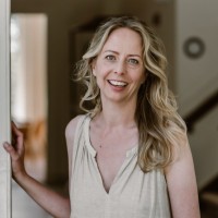 Monique de Jong Email & Phone Number