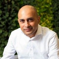 Databricks Employee Binesh Lad's profile photo