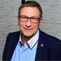 Medentika Employee Uwe Busch's profile photo